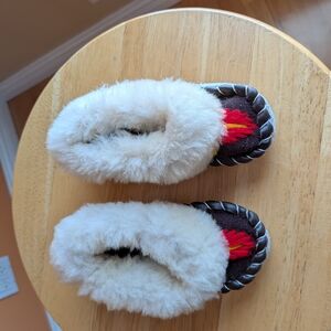 Cozy Cream and Red Kids Moccasin Slippers 5.5” inches Sheep Wool
